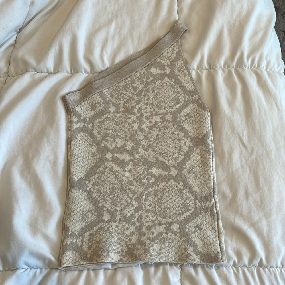 Express Beige Knit Top - Picture 2 of 3